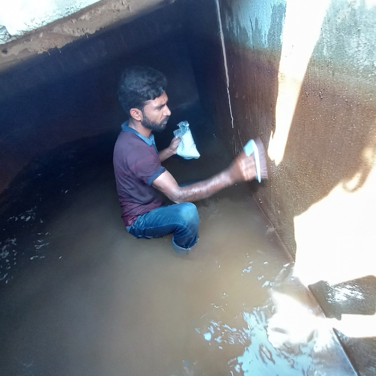 water tank cleaning services
